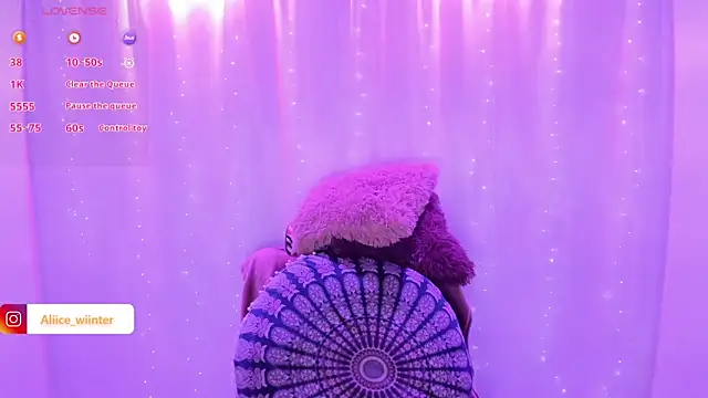 Alice winter  online show from 02/21/25, 09:11