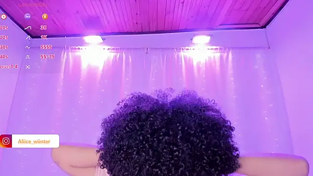 Alice winter  online show from 03/17/25, 07:15