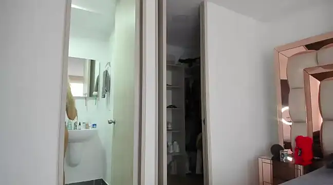 candy-sam28 online show from 12/24/24, 05:13