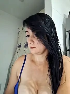 taalia online show from 12/15/24, 10:26