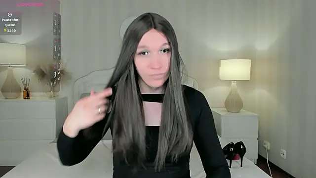 Snapshot of valeriasecret chatting on 03/09/26, 05:11 valeriasecret online show from 03/09/26, 05:11