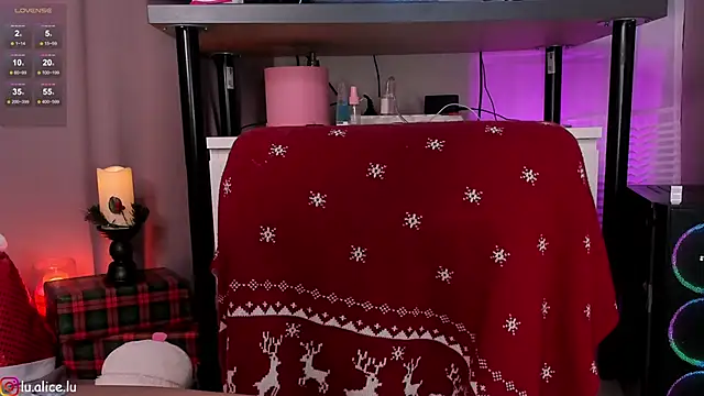 Snapshot of alicelu_ chatting on 12/07/24, 06:10 alicelu online show from 12/07/24, 06:10