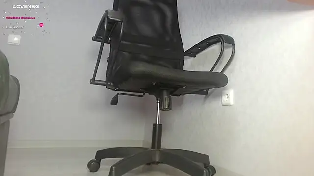 blondiana13 online show from 03/04/25, 12:33