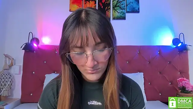 Ruth harvey  online show from 11/18/25, 03:05