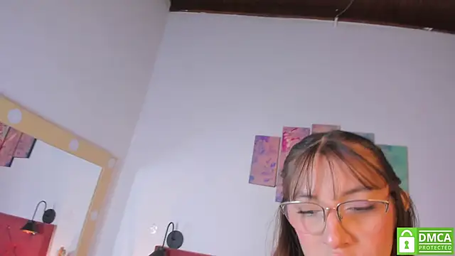 Snapshot of Ruth_harvey_ chatting on 06/27/26, 01:50 Ruth harvey online show from 06/27/26, 01:50