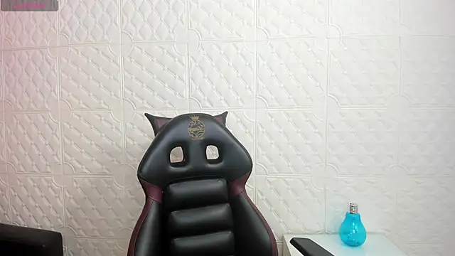 Alessandraa ferri  online show from 12/04/24, 09:02