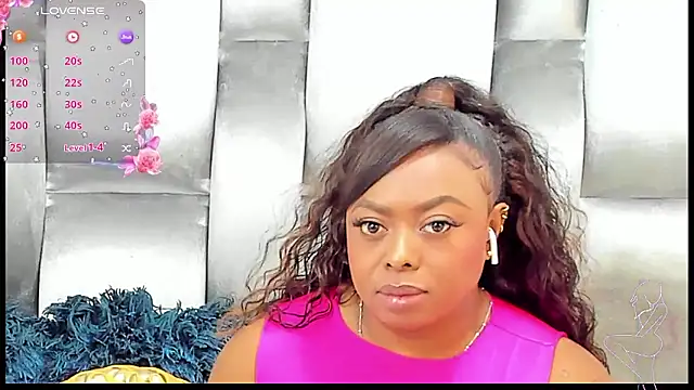 Snapshot of CamilaBenitez chatting on 01/08/26, 08:55 CamilaBenitez online show from 01/08/26, 08:55