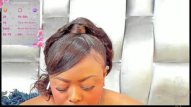 Snapshot of CamilaBenitez chatting on 01/15/26, 03:27 CamilaBenitez online show from 01/15/26, 03:27