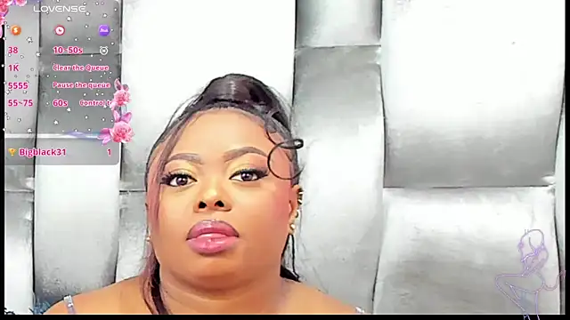 Snapshot of CamilaBenitez chatting on 03/11/26, 12:49 CamilaBenitez online show from 03/11/26, 12:49