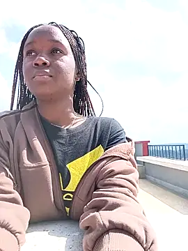 carenic online show from 10/16/25, 11:33