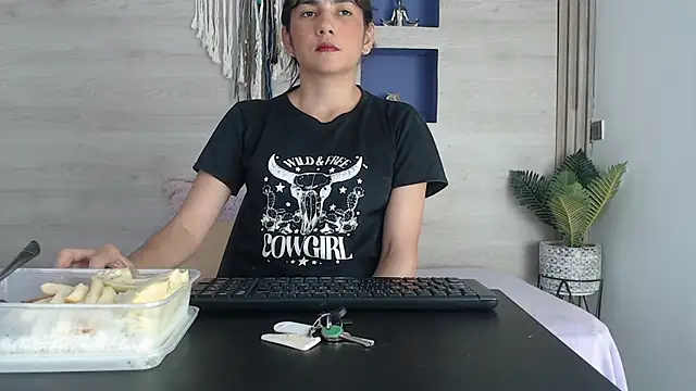 Dakotagloss online show from 05/21/26, 08:16