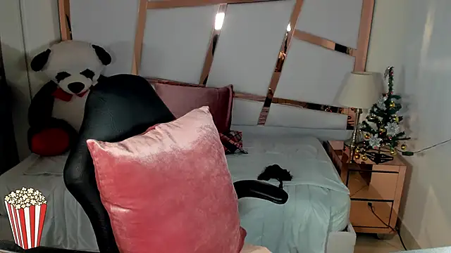 lizzy jooss online show from 11/28/25, 03:20