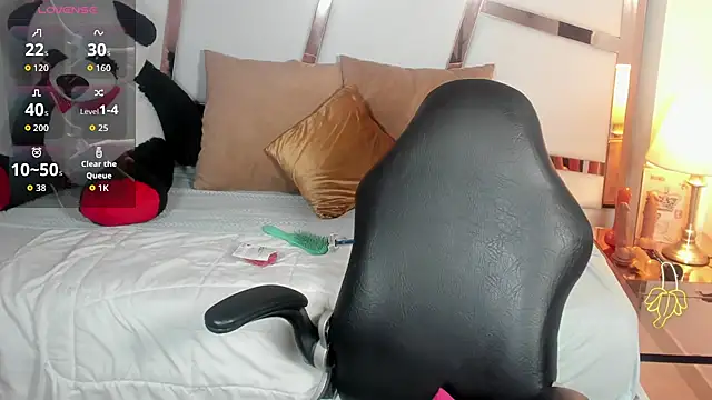 lizzy jooss online show from 03/15/26, 01:39