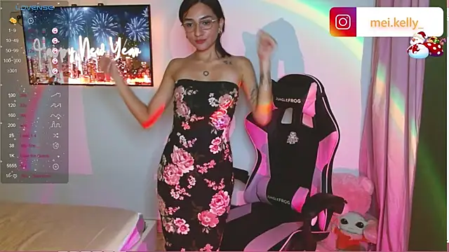 Mei Kelly online show from 12/31/24, 01:57