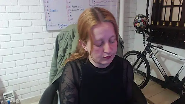 ViioletaMora online show from 02/13/25, 10:33