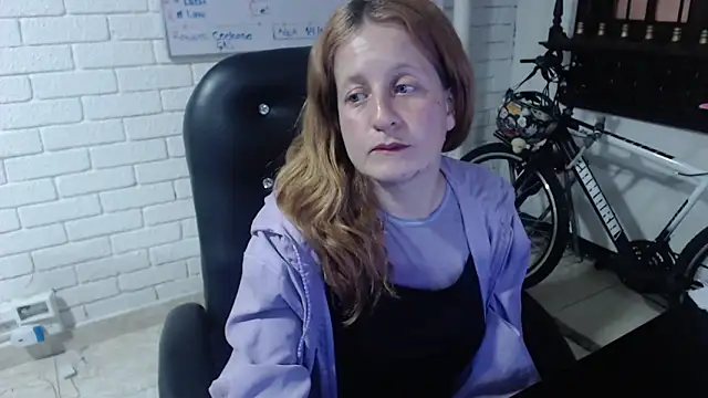 ViioletaMora online show from 02/21/25, 07:34