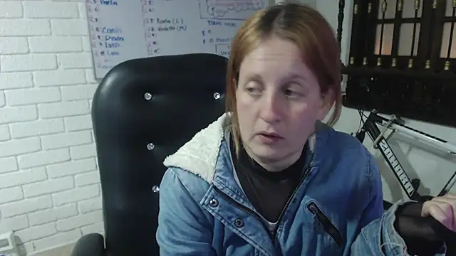 ViioletaMora online show from 02/23/25, 10:28