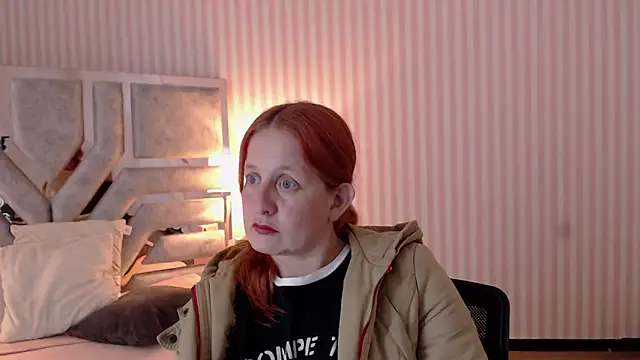 ViioletaMora online show from 03/18/25, 02:25