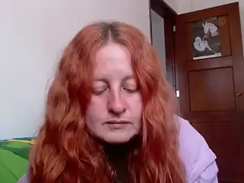 ViioletaMora online show from 10/15/25, 07:25