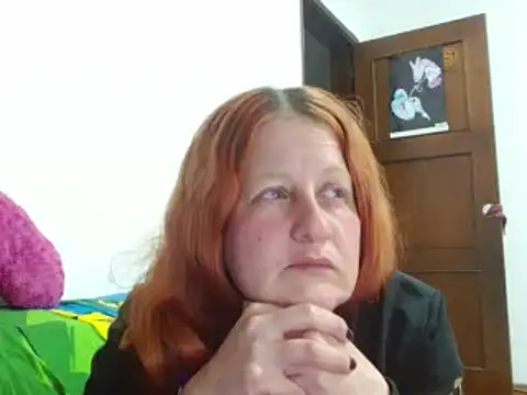 ViioletaMora online show from 10/20/25, 02:23