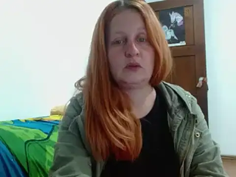 ViioletaMora online show from 10/31/25, 06:14