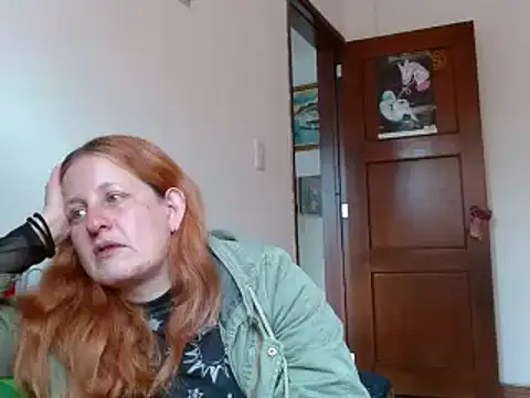 ViioletaMora online show from 11/19/25, 05:35