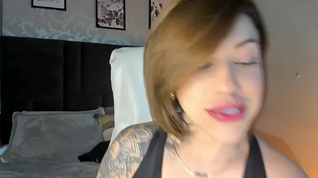 Hannah Borbon online show from 01/26/25, 04:41