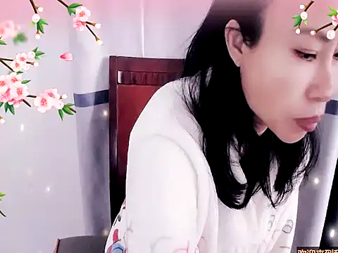 xiaoxuer online show from 12/19/24, 03:29