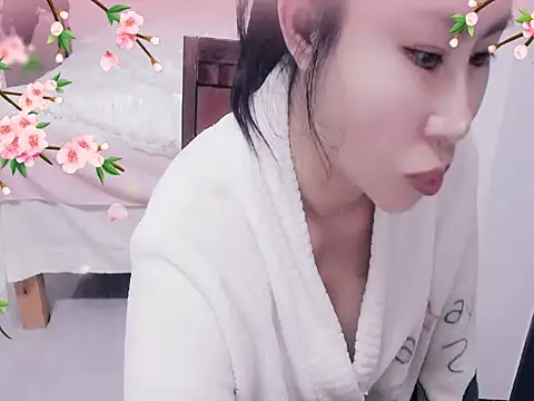 xiaoxuer online show from 03/13/25, 04:38