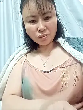 xiaoxuer online show from 05/04/26, 03:13