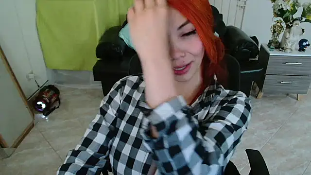 Aylinn diaz online show from 06/21/26, 10:01