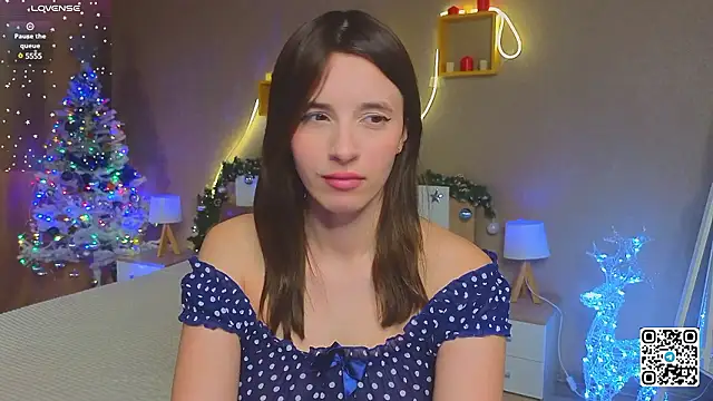 Snapshot of melissaf0rst chatting on 12/02/24, 02:53 melissaf0rst online show from 12/02/24, 02:53