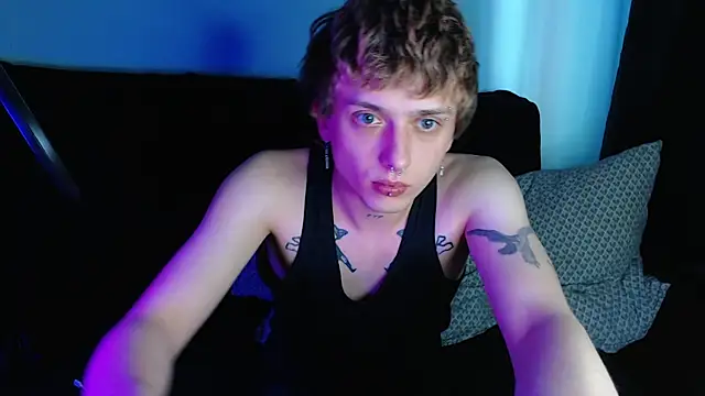 Snapshot of axxxturel chatting on 02/21/25, 09:24 axxxturel online show from 02/21/25, 09:24