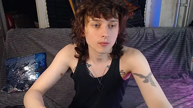 Snapshot of axxxturel chatting on 05/26/26, 06:59 axxxturel online show from 05/26/26, 06:59