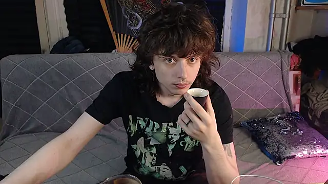 Snapshot of axxxturel chatting on 06/18/26, 10:36 axxxturel online show from 06/18/26, 10:36