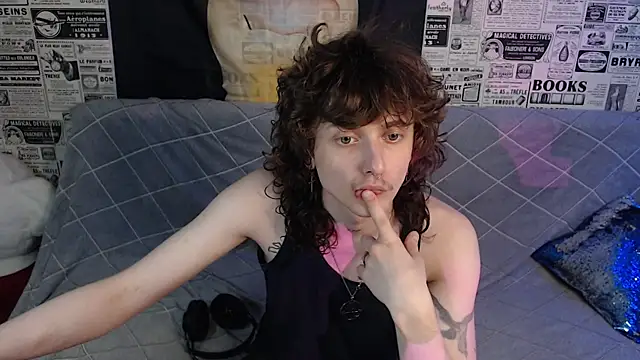 Snapshot of axxxturel chatting on 07/11/26, 07:05 axxxturel online show from 07/11/26, 07:05