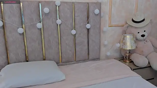 Cheerrysweett online show from 12/12/24, 12:33