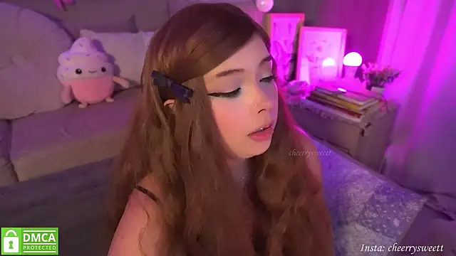 Cheerrysweett online show from 12/14/25, 01:00