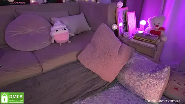 Cheerrysweett online show from 12/23/25, 12:08