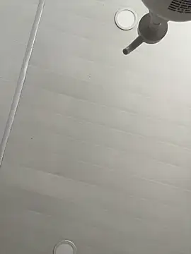 Snapshot of Ema_azel chatting on 10/10/25, 01:54 Ema azel online show from 10/10/25, 01:54