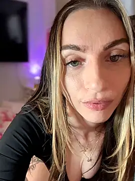 BrattyBae xo online show from 04/30/26, 04:02