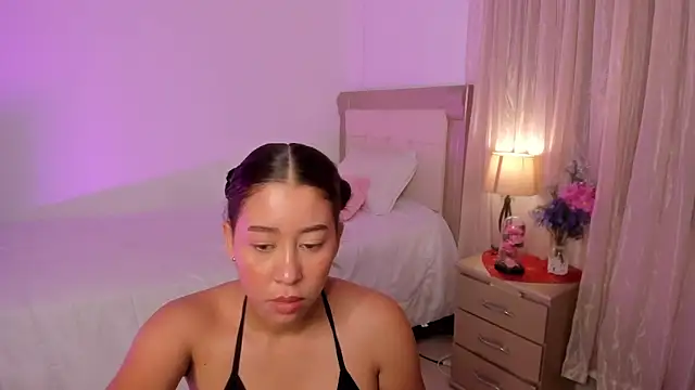 vale kross online show from 02/08/25, 03:42