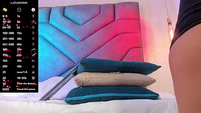 AilishBenson online show from 11/01/25, 08:44