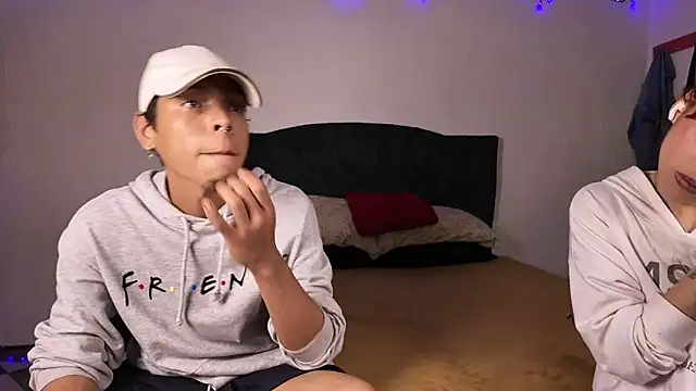 KokoAndRin online show from 05/15/26, 09:11