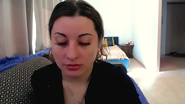 Snapshot of Helen_Adams_ chatting on 05/12/26, 05:48 Helen Adams online show from 05/12/26, 05:48