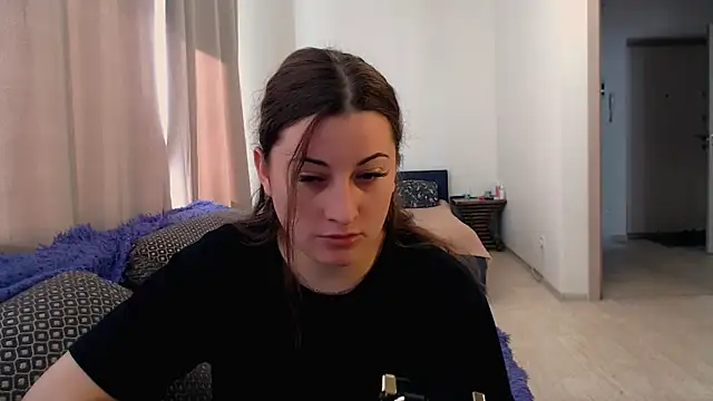 Helen Adams  online show from 06/23/26, 04:54