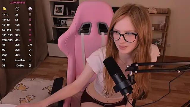 Snapshot of rara_ruru chatting on 04/12/26, 11:43 rara ruru online show from 04/12/26, 11:43