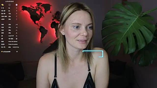 Snapshot of Sam_Klaus chatting on 10/09/25, 09:46 Sam Klaus online show from 10/09/25, 09:46