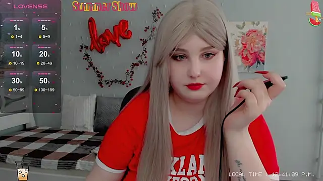 Crystal Chris online show from 03/11/25, 10:40