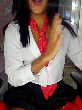 Snapshot of moreninhasilva chatting on 02/07/26, 01:20 moreninhasilva online show from 02/07/26, 01:20